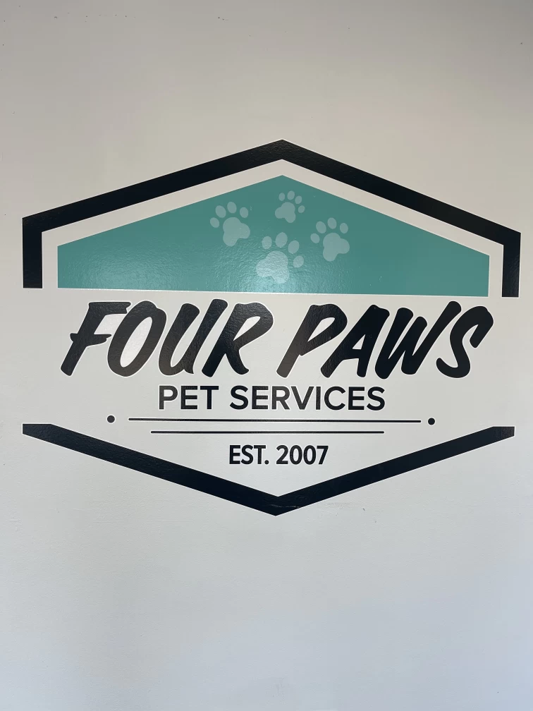 Image of Four Paws Pet Services service in Lombard, Illinois, United States Image of Four Paws Pet Services service in Lombard, Illinois, United States