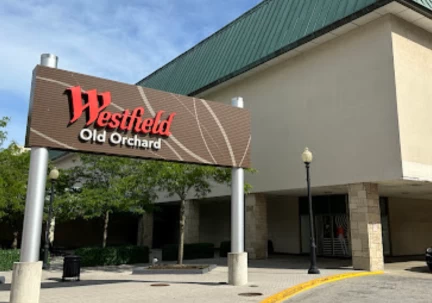 Image of Westfield Old Orchard service in Skokie, Illinois, United States Image of Westfield Old Orchard service in Skokie, Illinois, United States