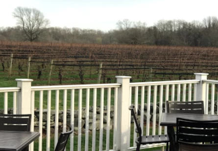 Image of Jonathan Edwards Winery service in North Stonington, Connecticut, United States Image of Jonathan Edwards Winery service in North Stonington, Connecticut, United States