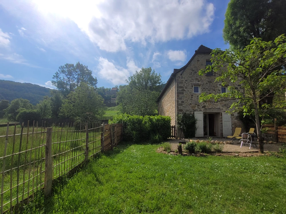 Image of Gîtes d'Olt service in Balaguier-D'Olt, Occitania, France