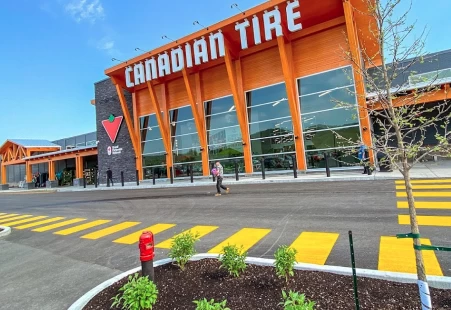 Image of Canadian Tire - Mont-Tremblant service in Mont-Tremblant, Quebec, Canada Image of Canadian Tire - Mont-Tremblant service in Mont-Tremblant, Quebec, Canada