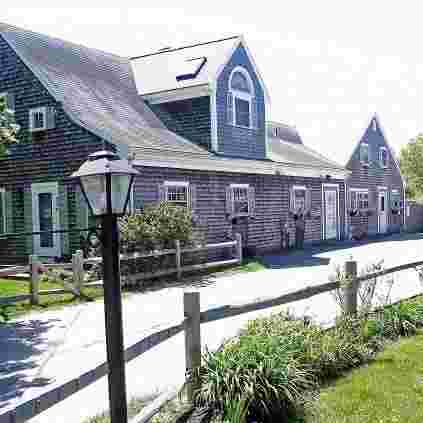 Image of Derbyfield Kennel service in Barnstable County, Massachusetts, United States Image of Derbyfield Kennel service in Barnstable County, Massachusetts, United States