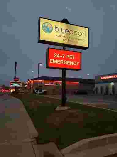 Image of BluePearl Pet Hospital service in Midvale, Utah, United States