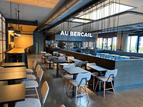 Image of Restaurant Au Bercail service in Dommartin-lès-Toul, Grand Est, France