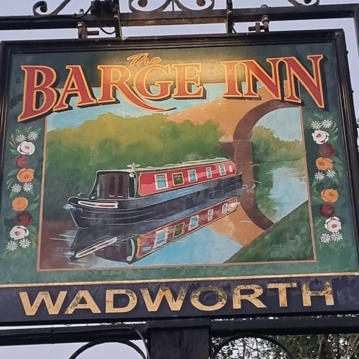 Image of The Barge Inn service in Seend, England, United Kingdom Image of The Barge Inn service in Seend, England, United Kingdom