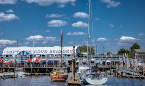 Image of Captain's Cove Seaport service in Bridgeport, Connecticut, United States
