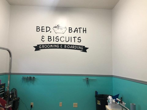 Image of Bed bath and biscuit grooming and boarding service in Margaretta, Florida, United States Image of Bed bath and biscuit grooming and boarding service in Margaretta, Florida, United States