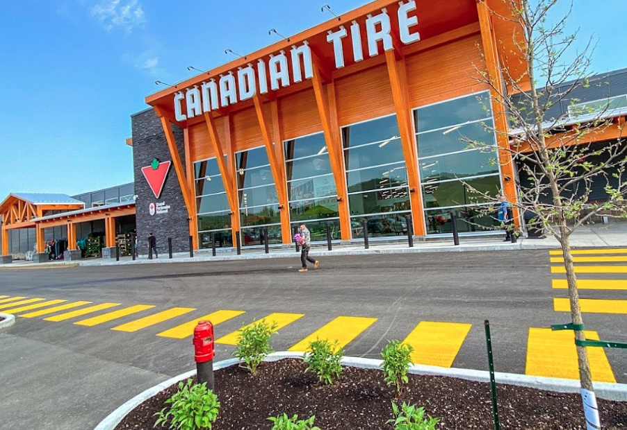 Image of Canadian Tire - Mont-Tremblant service in Mont-Tremblant, Quebec, Canada Image of Canadian Tire - Mont-Tremblant service in Mont-Tremblant, Quebec, Canada