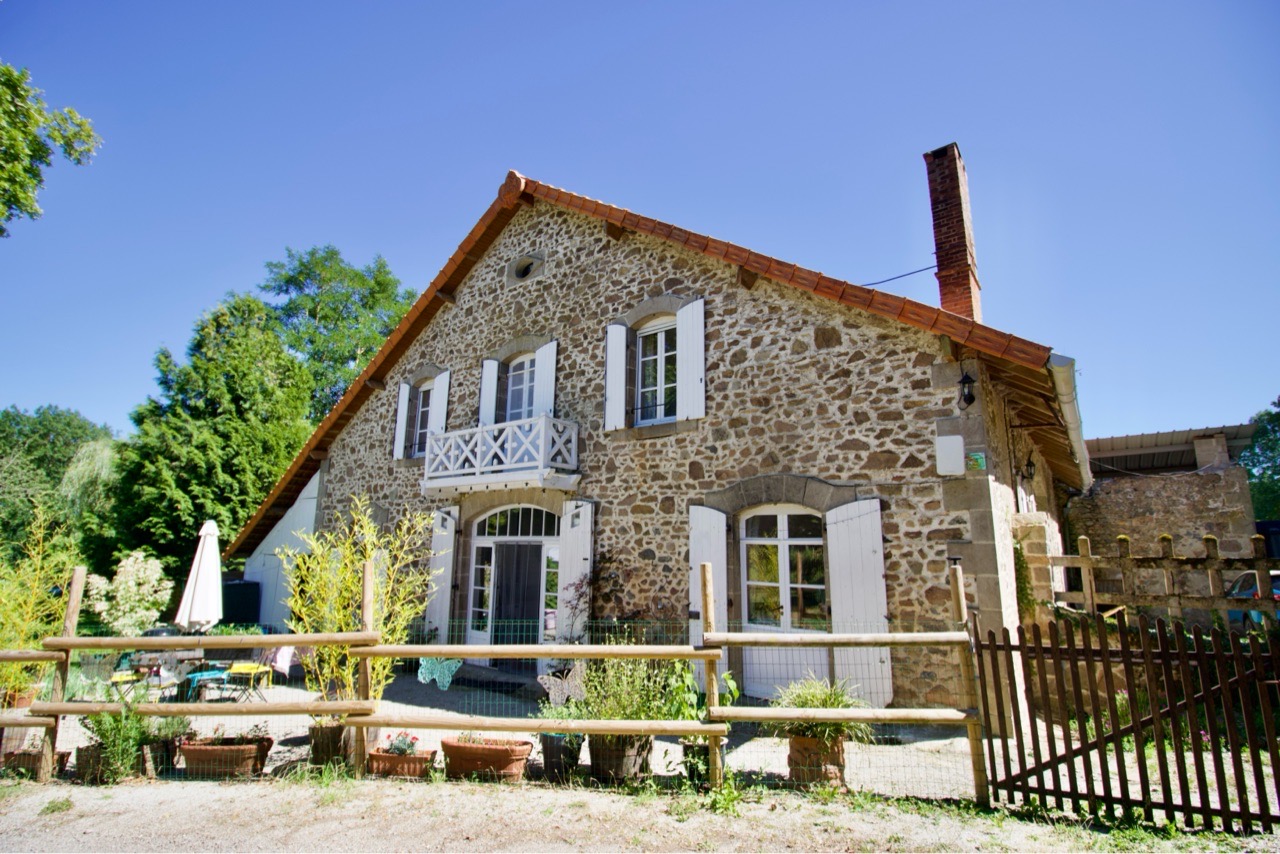 Image of The Coachhouse at Lesterie service in Saint-Maurice-des-Lions, New Aquitaine, France Image of The Coachhouse at Lesterie service in Saint-Maurice-des-Lions, New Aquitaine, France