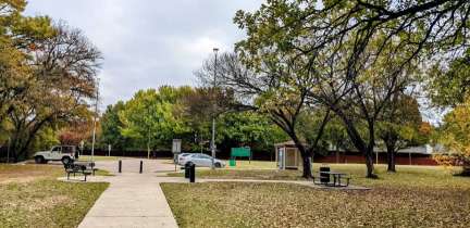 Image of Trinity Trails Oakmont Park Trailhead park in Fort Worth, Texas, United States Image of Trinity Trails Oakmont Park Trailhead park in fort-worth, texas, united-states
