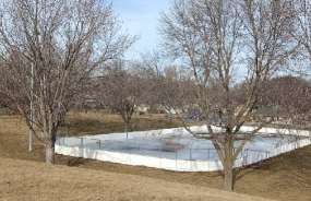 Image of Valley Park park in Hopkins, Minnesota, United States Image of Valley Park park in hopkins, minnesota, united-states