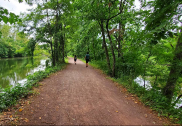 Image of Delaware and Raritan Canal State Park Trail, South Bound Brook, NJ park in South Bound Brook, New Jersey, United States Image of Delaware and Raritan Canal State Park Trail, South Bound Brook, NJ park in south-bound-brook, new-jersey, united-states