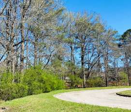 Image of Wills Park park in Alpharetta, Georgia, United States Image of Wills Park park in alpharetta, georgia, united-states