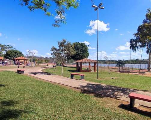 Image of Balneário da Amizade park in Presidente Prudente, Sao Paulo, Brazil Image of Balneário da Amizade park in presidente-prudente, sao-paulo, brazil