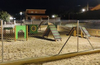 Image of Área Canina Miraflores Namichu park in Miraflores de la Sierra, Community of Madrid, Spain Image of Área Canina Miraflores Namichu park in miraflores-de-la-sierra, community-of-madrid, spain