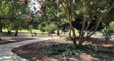 Image of Veteran’s Park Trail park in Hermosa Beach, California, United States Image of Veteran’s Park Trail park in hermosa-beach, california, united-states