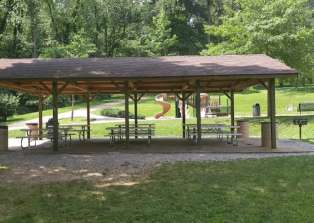 Image of Williamsburg Park park in Pittsburgh, Pennsylvania, United States Image of Williamsburg Park park in pittsburgh, pennsylvania, united-states