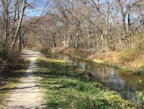 Image of Wantagh Parkway Trail park in Wantagh, New York, United States Image of Wantagh Parkway Trail park in wantagh, new-york, united-states