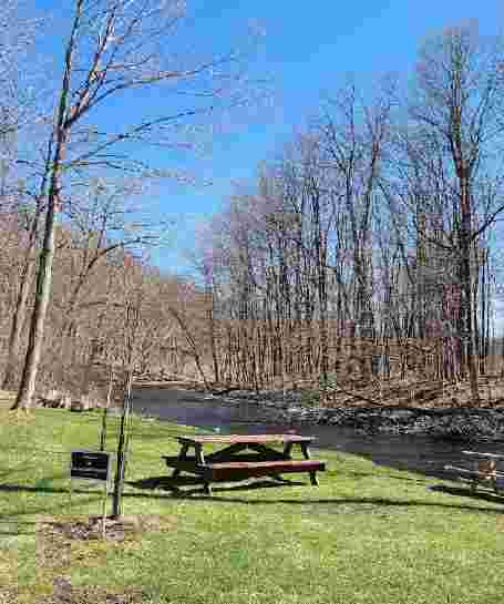 Image of Shuttleworth Park park in Amsterdam, New York, United States Image of Shuttleworth Park park in amsterdam, new-york, united-states