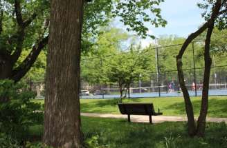 Image of Taylor Park park in Oak Park, Illinois, United States Image of Taylor Park park in oak-park, illinois, united-states
