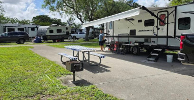 Image of CB Smith County Campground park in Pembroke Pines, Florida, United States Image of CB Smith County Campground park in pembroke-pines, florida, united-states