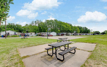 Image of Dayton Park park in Osseo, Minnesota, United States Image of Dayton Park park in osseo, minnesota, united-states