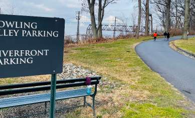 Image of Tarrytown Riverwalk park in Tarrytown, New York, United States Image of Tarrytown Riverwalk park in tarrytown, new-york, united-states