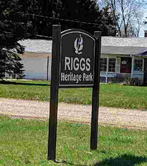 Image of Riggs Heritage Park park in Belleville, Illinois, United States Image of Riggs Heritage Park park in belleville, illinois, united-states