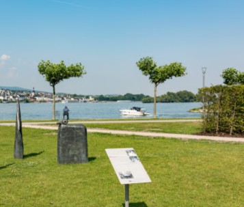 Image of "Binger Gärten" im Hafen Park park in Bingen am Rhein, Rhineland-Palatinate, Germany Image of "Binger Gärten" im Hafen Park park in bingen-am-rhein, rhineland-palatinate, germany