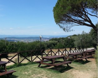 Image of Colle Della Trinità park in Chiugiana-La Commenda, Umbria, Italy Image of Colle Della Trinità park in chiugiana-la-commenda, umbria, italy
