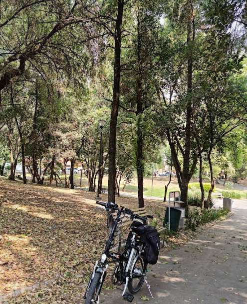 Image of Parque Hundido Echegaray park in Naucalpan de Juárez, Mexico, Mexico Image of Parque Hundido Echegaray park in naucalpan-de-juarez-municipality, mexico, mexico