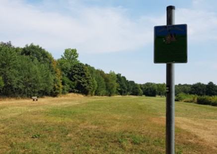 Image of Hundeauslaufwiese Grüner Weg park in Monchengladbach, Nordrhein-Westfalen, Germany Image of Hundeauslaufwiese Grüner Weg park in monchengladbach, nordrhein-westfalen, germany