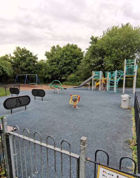 Image of Play Park (Elstree Way) park in Swindon, England, United Kingdom Image of Play Park (Elstree Way) park in swindon, england, united-kingdom