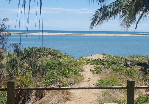 Image of Alva Beach Park park in Burdekin Shire, Queensland, Australia Image of Alva Beach Park park in burdekin-shire, queensland, australia