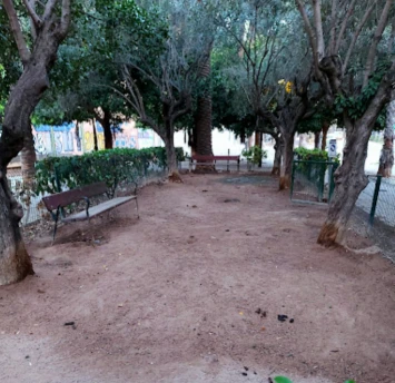 Image of Parc Caní de L'argenter Suarez park in Valencia, Valencia, Spain Image of Parc Caní de L'argenter Suarez park in valencia, valencia, spain